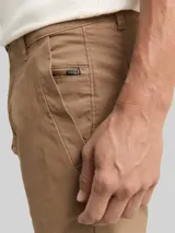 TOM TAILOR Herren Tapered Chino Hose, braun, Uni – Bild 6