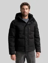 TOM TAILOR Herren Puffer-Jacke mit abnehmbarer Kapuze, schwarz, Uni – Bild 4