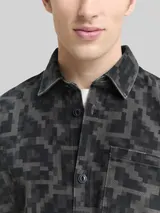 TOM TAILOR DENIM Herren Overshirt mit Brusttasche, grau, Gemustert – Bild 6