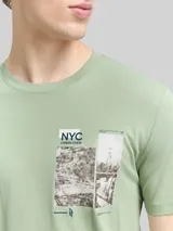 TOM TAILOR DENIM Herren T-Shirt mit Fotoprint, grün, Print – Bild 6