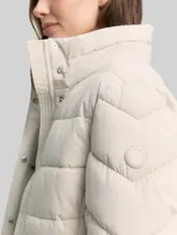 TOM TAILOR Damen Puffer-Jacke mit abnehmbarer Kapuze, weiß, Uni – Bild 6