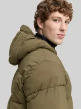 TOM TAILOR DENIM Herren Lightweight Puffer-Jacke mit Kapuze, grün, Uni – Bild 6