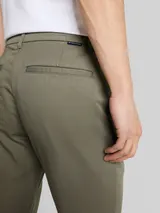 TOM TAILOR Herren TTREGULAR Chino Hose, grün, Uni – Bild 6