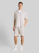 TOM TAILOR DENIM Herren TTRELAXED Shorts mit Leinenanteil, grau, Gestreift – Bild 4