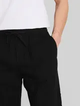 TOM TAILOR DENIM Herren TTRELAXED Shorts mit Leinenanteil, schwarz, Uni – Bild 6