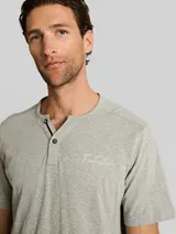 TOM TAILOR Herren Henley T-Shirt mit feinem Streifenmuster, grün, Gestreift – Bild 6