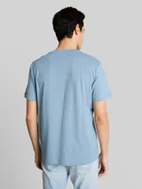 TOM TAILOR Herren T-Shirt aus Baumwolle mit Logo-Badge, blau, Uni – Bild 5