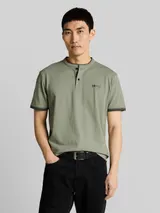 TOM TAILOR Herren Poloshirt mit Stehkragen, grün, Uni – Bild 4