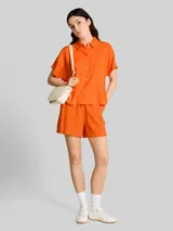TOM TAILOR DENIM Damen Loose Fit Shorts mit Leinenanteil, orange, Uni – Bild 4