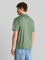 TOM TAILOR DENIM Herren Relaxed Fit Poloshirt aus Baumwolle, grün, Uni – Bild 5