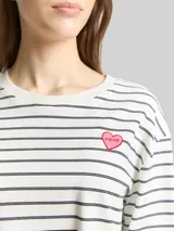 TOM TAILOR DENIM Damen Boxy Fit Langarmshirt mit Herz-Stickerei, weiß, Gestreift – Bild 6