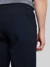 TOM TAILOR Herren Seersucker Shorts mit elastischem Bund, blau, Uni – Bild 6