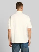 TOM TAILOR DENIM Herren Loose Fit Kurzarmhemd aus Baumwolle, weiß, Uni – Bild 5