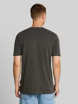 TOM TAILOR DENIM Herren T-Shirt im Used-Look, schwarz, Uni – Bild 5