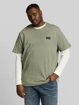 TOM TAILOR Herren Plus Size - T-Shirt aus Baumwolle mit Logo-Badge, grün, Uni – Bild 4