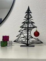 Moderner Weihnachtsbaum Skulptur | 3D Druck Deko Figur mit roter Kugel | Modern – Bild 4