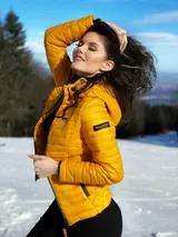 Marikoo Samtpfote Damen Jacke Steppjacke Frühling Übergangsjacke gesteppt Kapuze – Bild 2