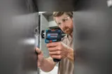 Bosch Akku-Bohrschrauber GSR 12V-32 FC, 2x 2.0Ah und Lader + 4x Aufsätze – Bild 10