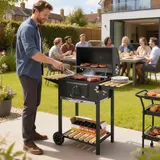 Outsunny Holzkohlegrill aus Edelstahl fahrbar Grillwagen mit Deckel Thermometer Grillrost Räder Griff verstellbar Kohlewanne, Kohlegrillwagen mit Holzablage BBQ Smoker für Camping Garten 112x58x107cm   Aosom – Bild 3