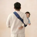 Ergobaby® Hüfttrage Upsie – Bild 5